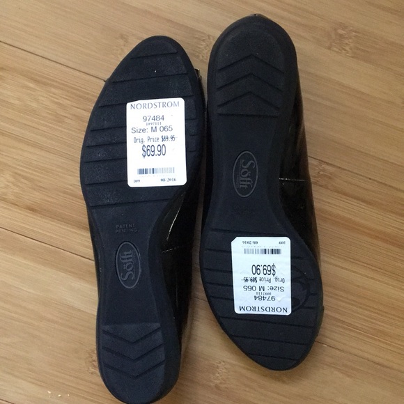 Sofft Patent Leather Ballet Flats - Picture 5 of 8